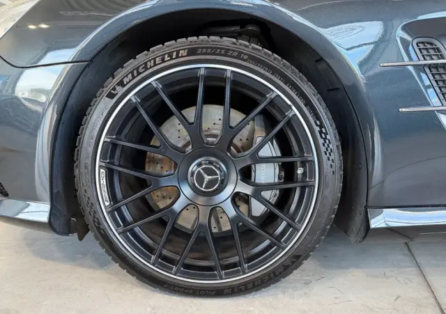 MERCEDES-BENZ SL 500 7G-TRONIC