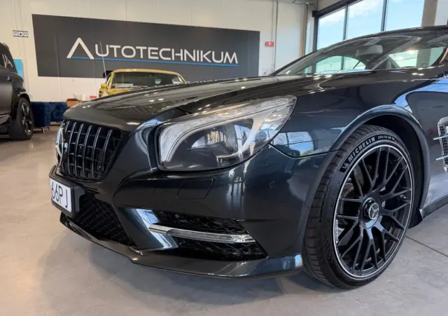 MERCEDES-BENZ SL 500 7G-TRONIC