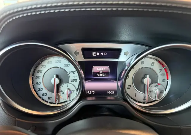 MERCEDES-BENZ SL 500 7G-TRONIC