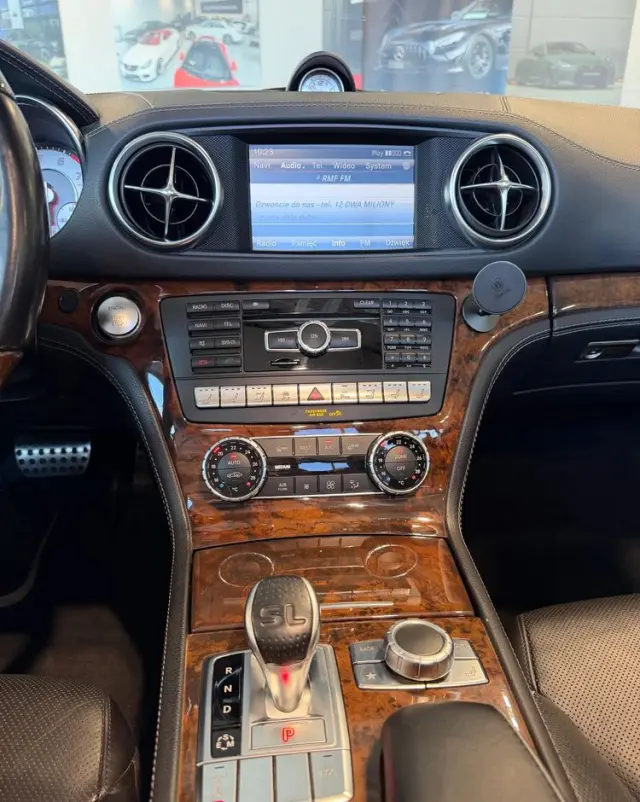 MERCEDES-BENZ SL 500 7G-TRONIC