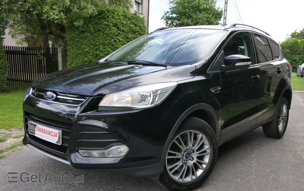 FORD Kuga 2.0 TDCi 2x4 Titanium