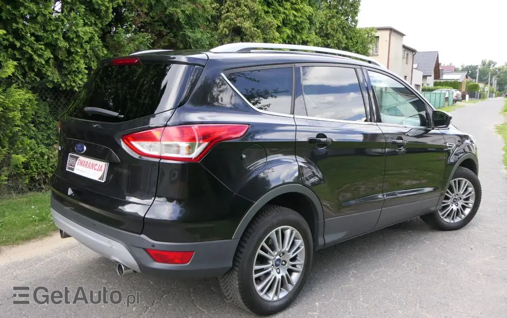 FORD Kuga 2.0 TDCi 2x4 Titanium