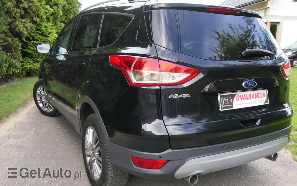 FORD Kuga 2.0 TDCi 2x4 Titanium