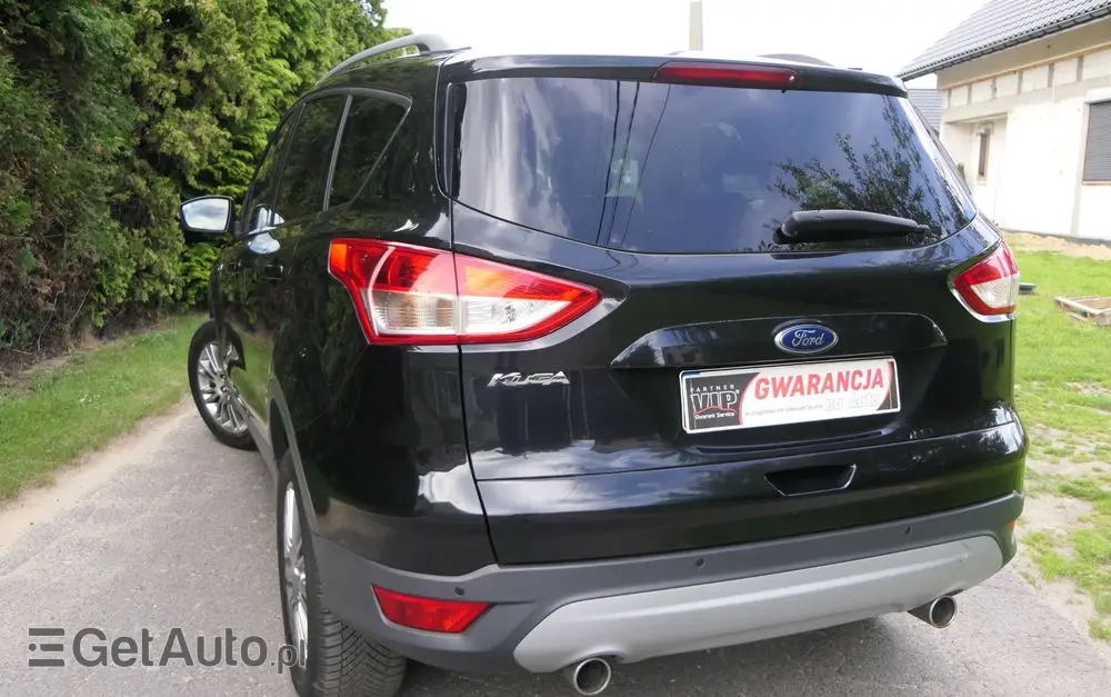 FORD Kuga 2.0 TDCi 2x4 Titanium