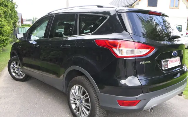 FORD Kuga 2.0 TDCi 2x4 Titanium