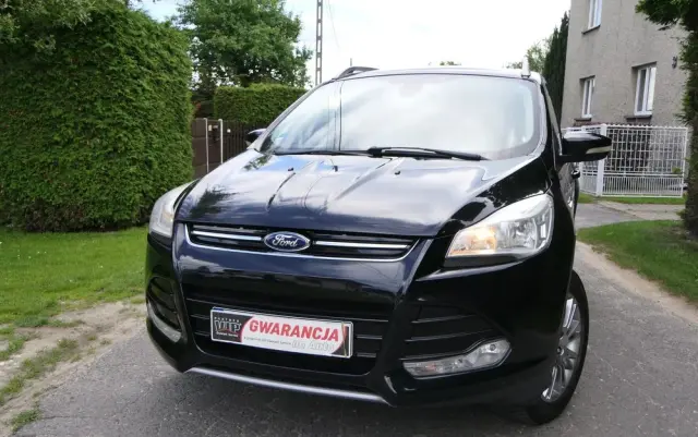 FORD Kuga 2.0 TDCi 2x4 Titanium