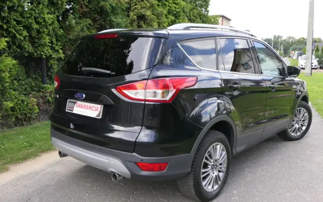 FORD Kuga 2.0 TDCi 2x4 Titanium