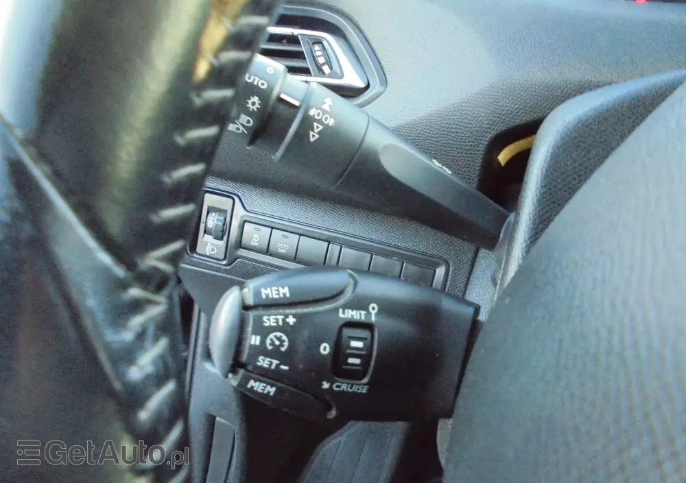 PEUGEOT 308 SW BlueHDi 150 Automatik Stop & Start Allure