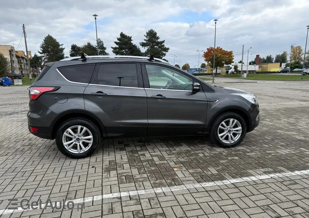 FORD Kuga 2.0 TDCi 4x4 Titanium