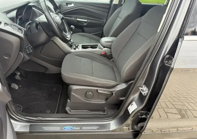 FORD Kuga 2.0 TDCi 4x4 Titanium