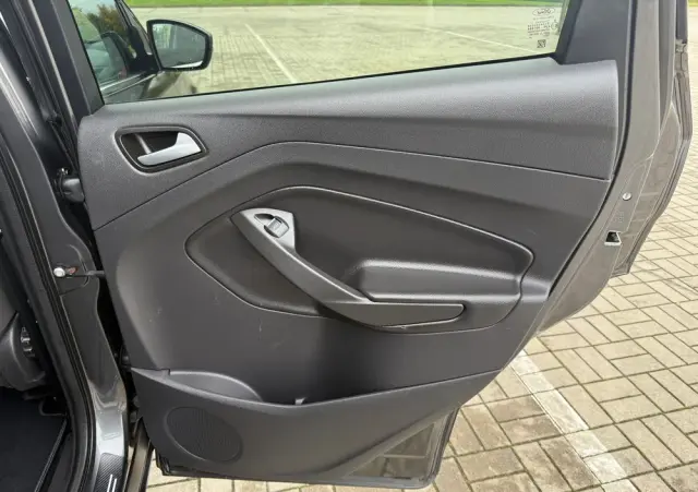 FORD Kuga 2.0 TDCi 4x4 Titanium