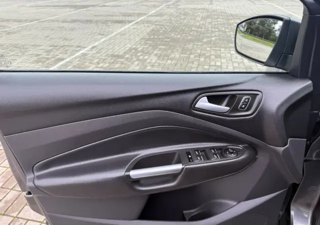 FORD Kuga 2.0 TDCi 4x4 Titanium