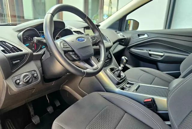 FORD Kuga 1.6 EcoBoost FWD Titanium ASS