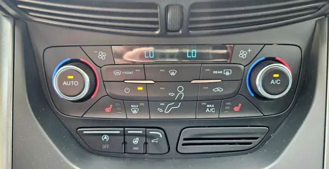 FORD Kuga 1.6 EcoBoost FWD Titanium ASS