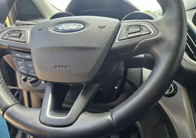 FORD Kuga 1.6 EcoBoost FWD Titanium ASS