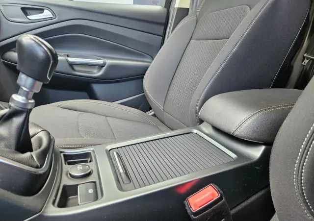 FORD Kuga 1.6 EcoBoost FWD Titanium ASS