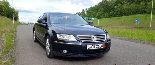 VOLKSWAGEN Phaeton 