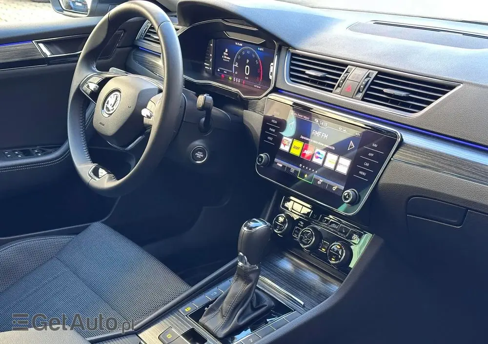 SKODA Superb 2.0 TDI SCR Style DSG