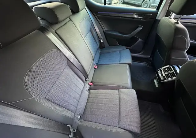 SKODA Superb 2.0 TDI SCR Style DSG