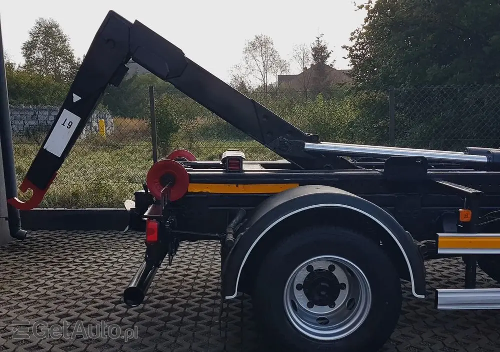 MAN TGL 12.220 HAKOWIEC 4x2 KLIMA 