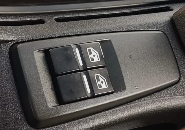 MAN TGL 12.220 HAKOWIEC 4x2 KLIMA 