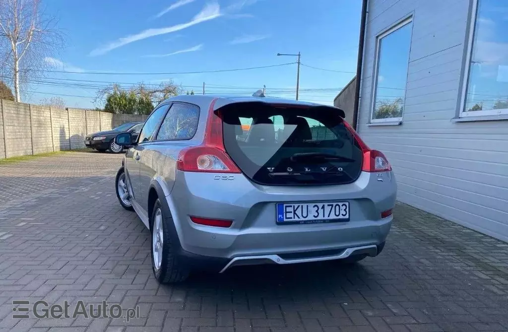 VOLVO C30 