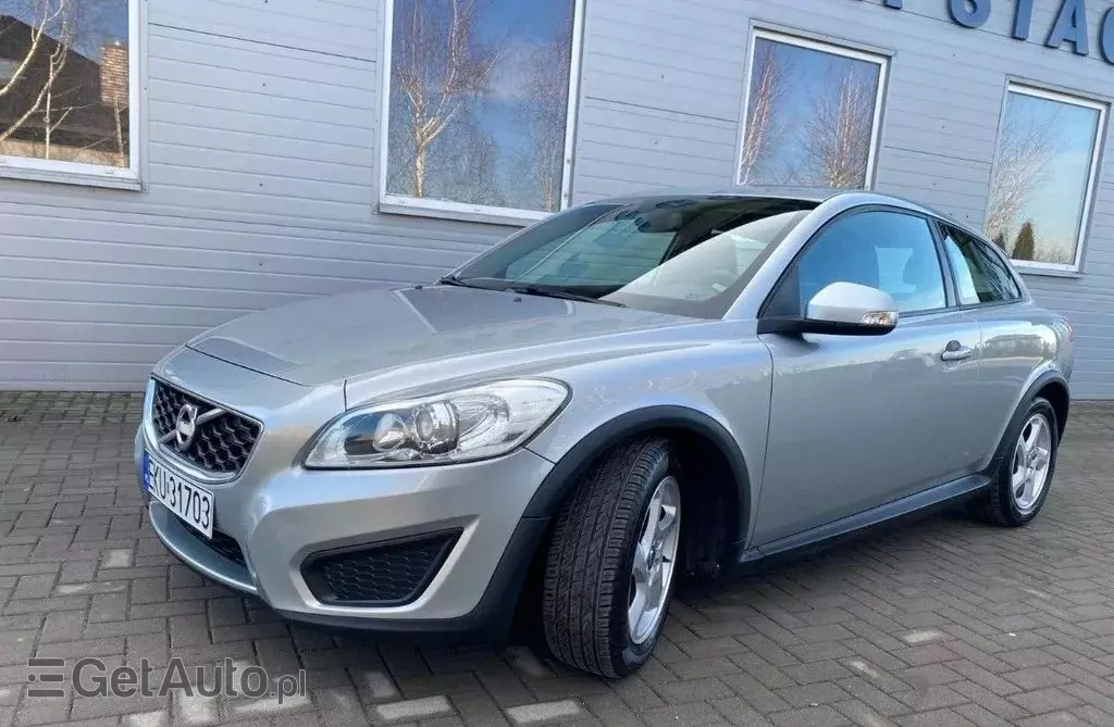 VOLVO C30 