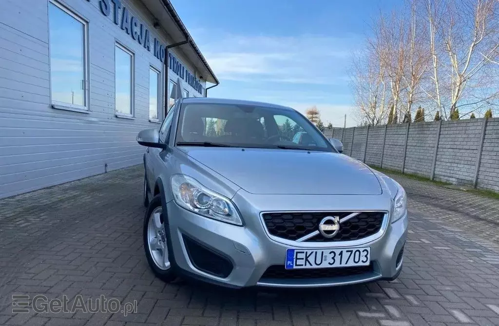 VOLVO C30 