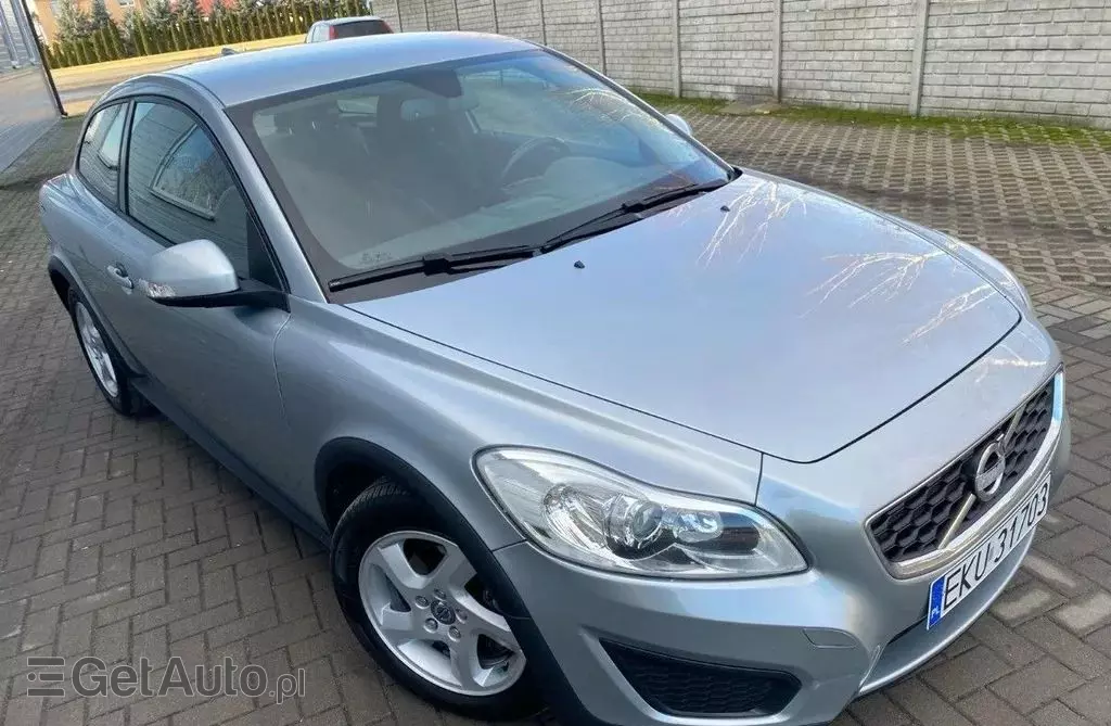 VOLVO C30 