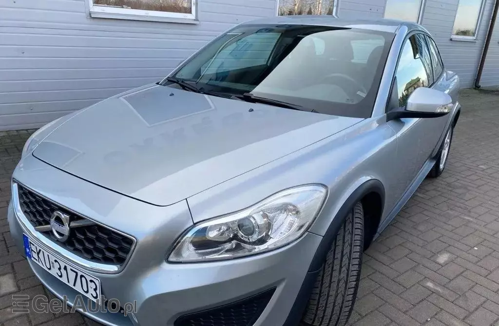 VOLVO C30 