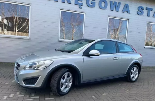 VOLVO C30 