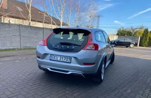 VOLVO C30 