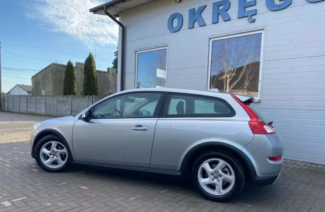 VOLVO C30 