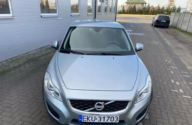 VOLVO C30 