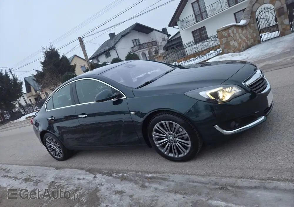OPEL Insignia 1.6 T Cosmo