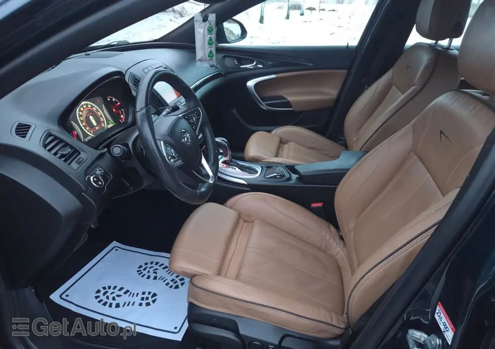 OPEL Insignia 1.6 T Cosmo