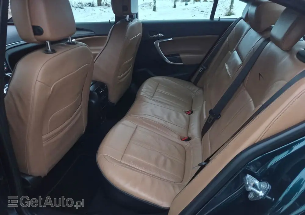 OPEL Insignia 1.6 T Cosmo