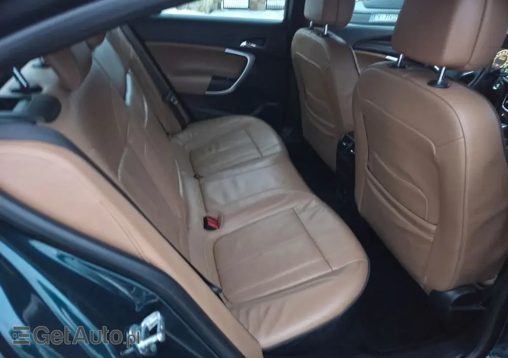 OPEL Insignia 1.6 T Cosmo