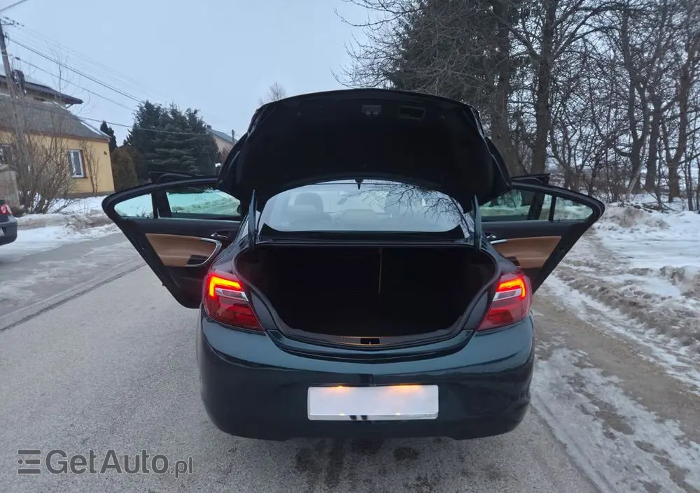 OPEL Insignia 1.6 T Cosmo