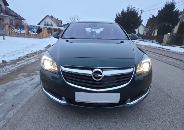 OPEL Insignia 1.6 T Cosmo