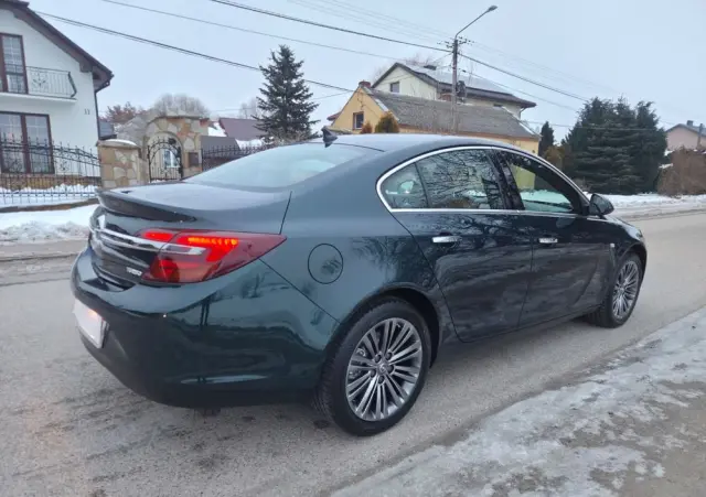 OPEL Insignia 1.6 T Cosmo