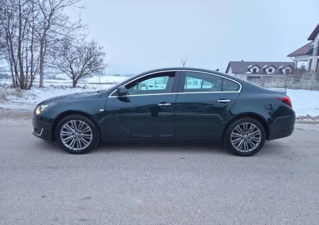 OPEL Insignia 1.6 T Cosmo