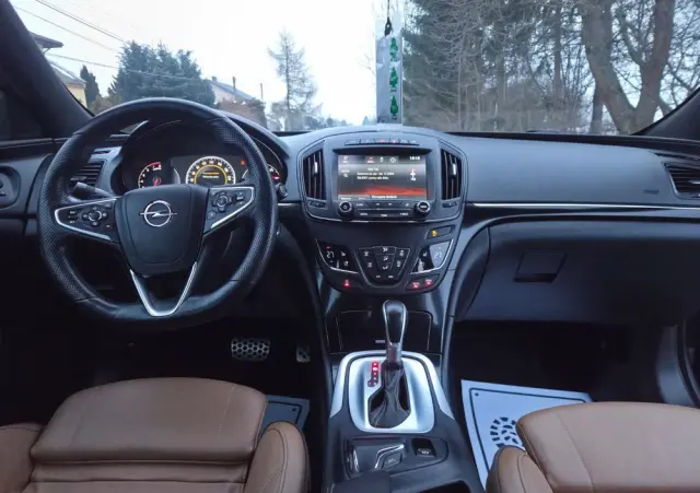 OPEL Insignia 1.6 T Cosmo