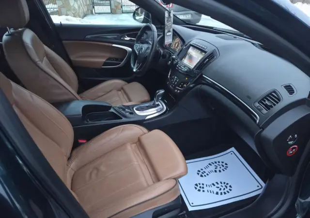 OPEL Insignia 1.6 T Cosmo