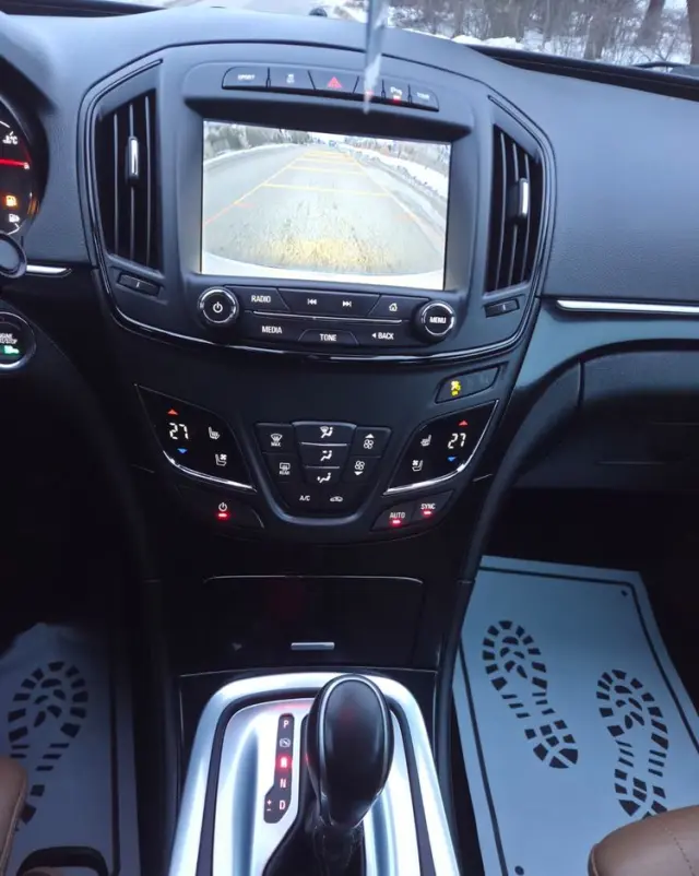 OPEL Insignia 1.6 T Cosmo