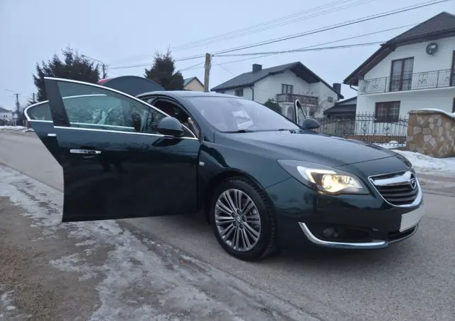 OPEL Insignia 1.6 T Cosmo