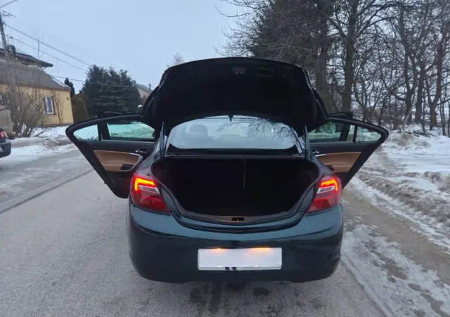 OPEL Insignia 1.6 T Cosmo