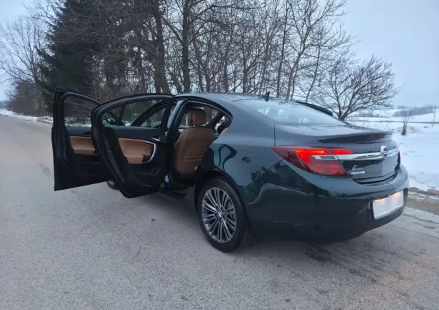 OPEL Insignia 1.6 T Cosmo