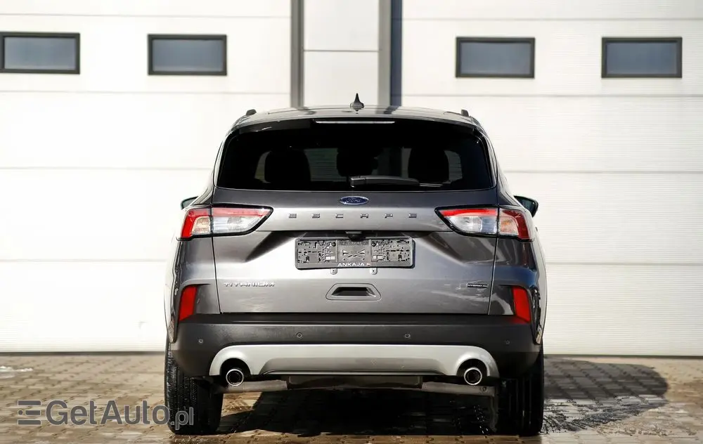 FORD Kuga 2.5 FHEV AWD Titanium