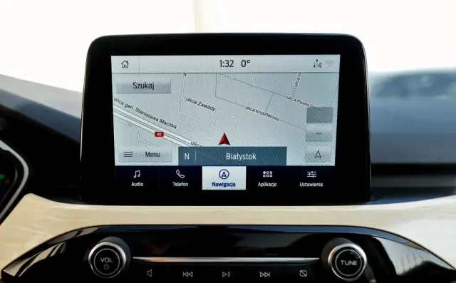 FORD Kuga 2.5 FHEV AWD Titanium